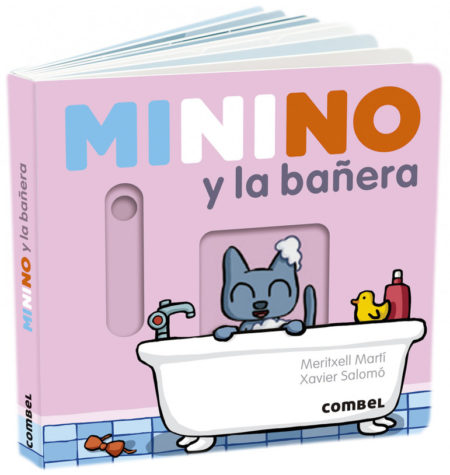 Minino y la bañera.